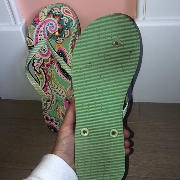 Vera Bradley Flipflops - Picture 2 of 4